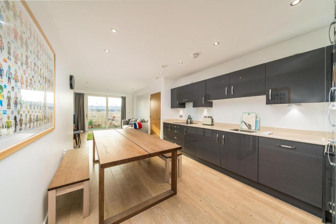New 2bd Flat 4mins To Excel Centre Fast City Links * London