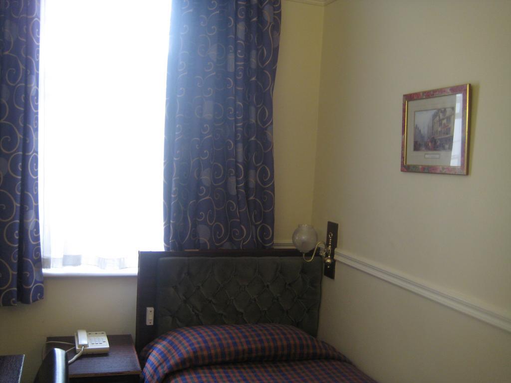 Hotel Hallam London