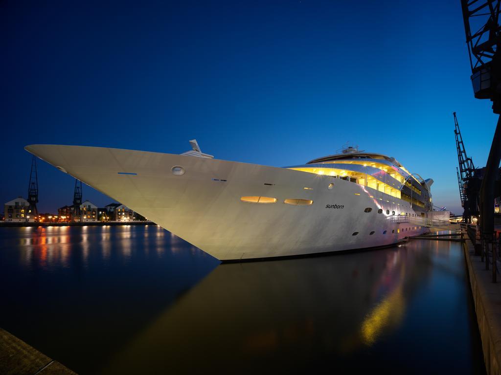 Sunborn Yacht