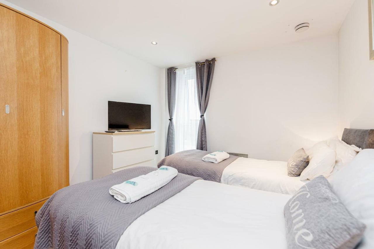 Premium Excel 3 & 2 Bedrooms * Londres