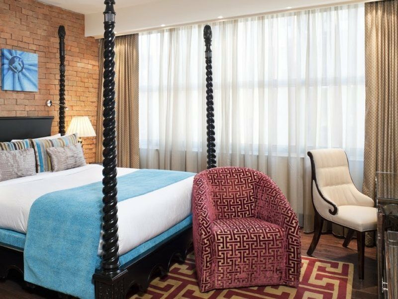 Hotel Indigo Tower Hill By Ihg 4*