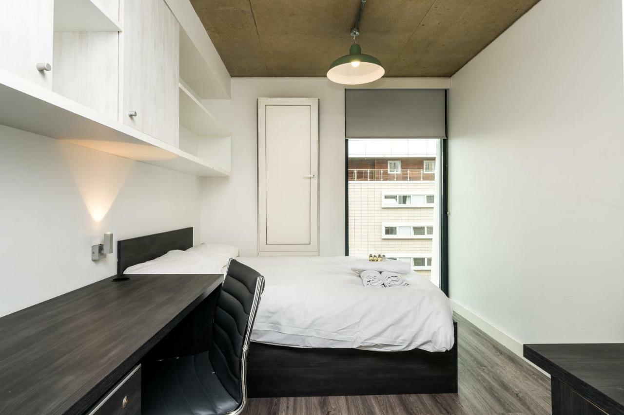 Apartment Hashtag Aldgate Campus London