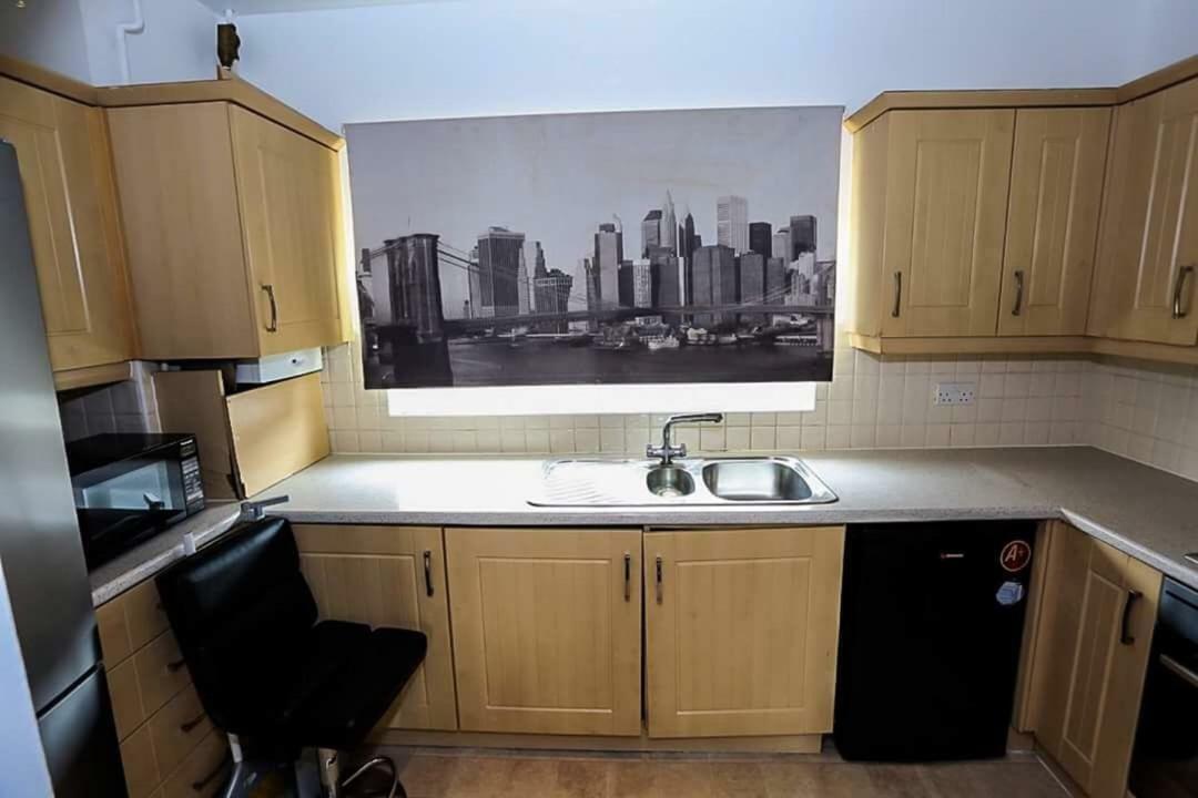 Modern 2 Bedroom Apartamento *