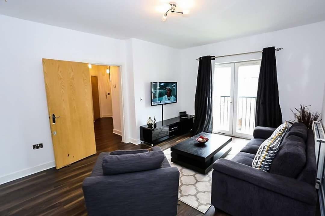 Modern 2 Bedroom Apartamento *