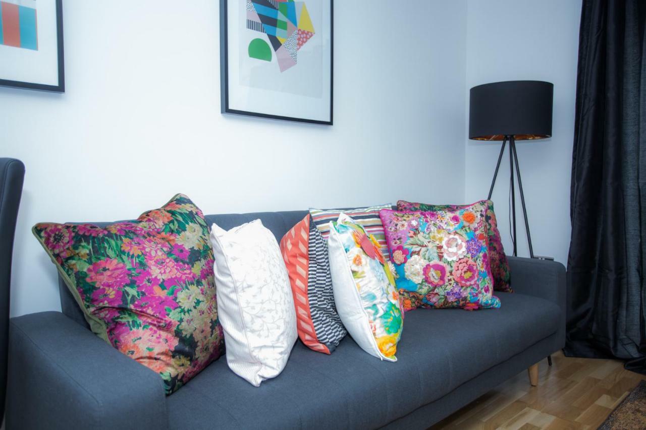 Superior 2 Bedroom * London