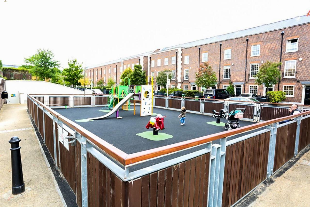 Superior 2 Bedroom London