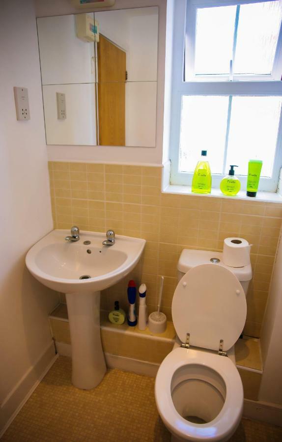 Apartment Superior 2 Bedroom London