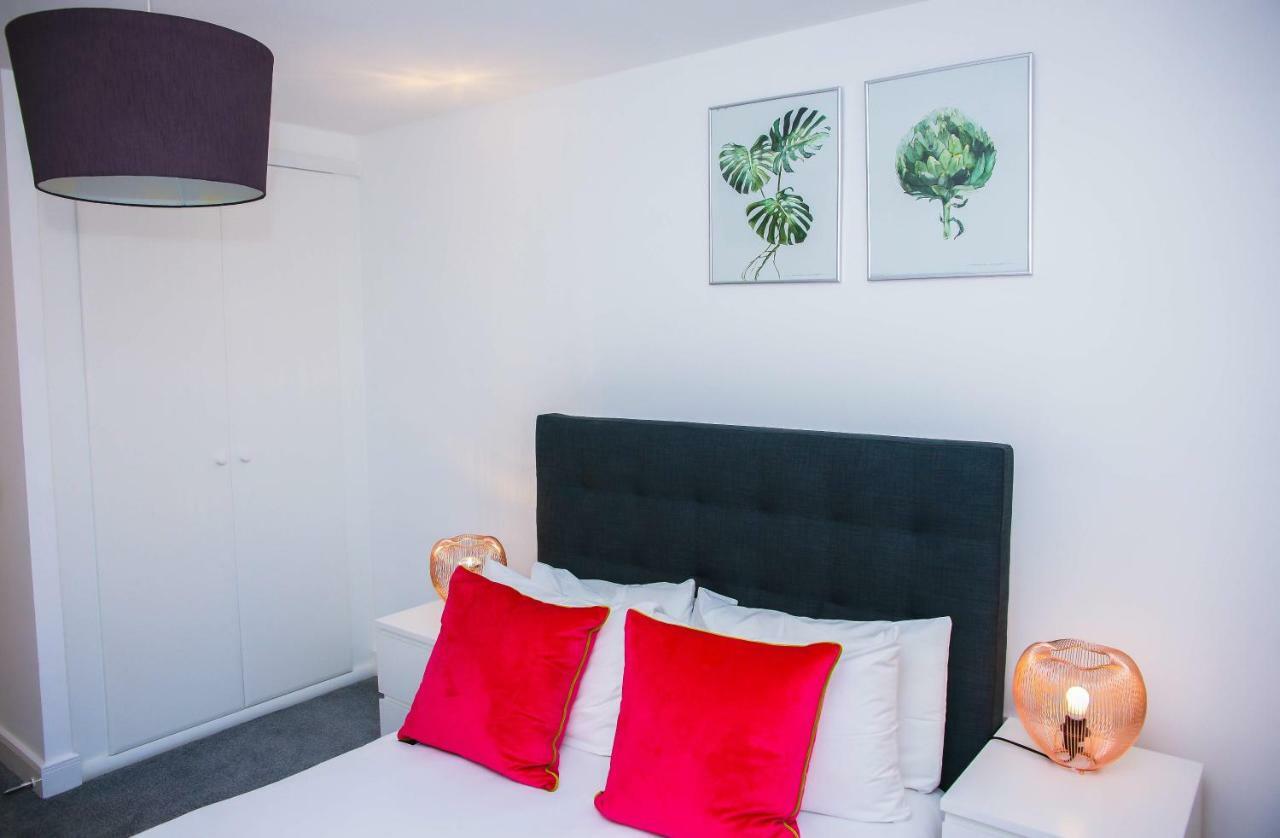 Superior 2 Bedroom * London