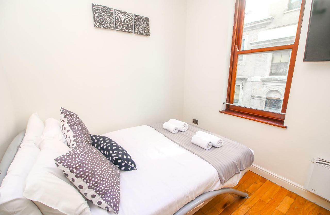 Apartment Flat Near Liverpool St & Shoreditch London. *