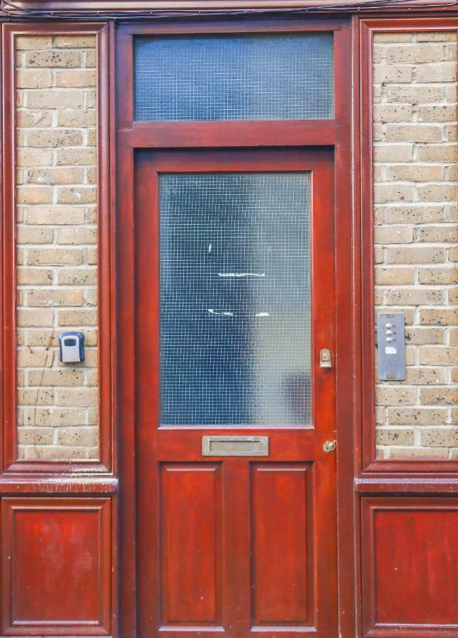 Flat Near Liverpool St & Shoreditch London. *
