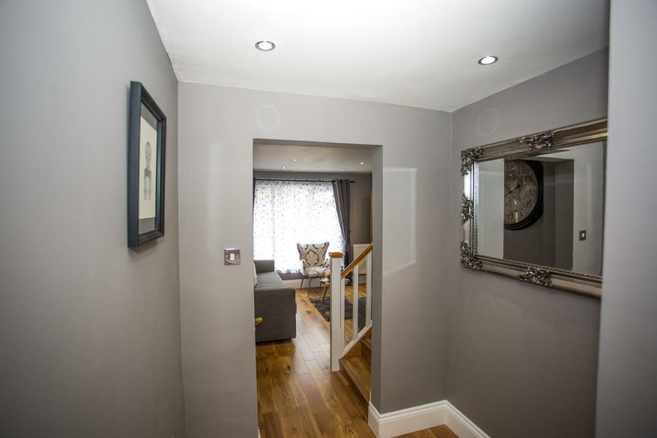 Sunset Homes Apartment London