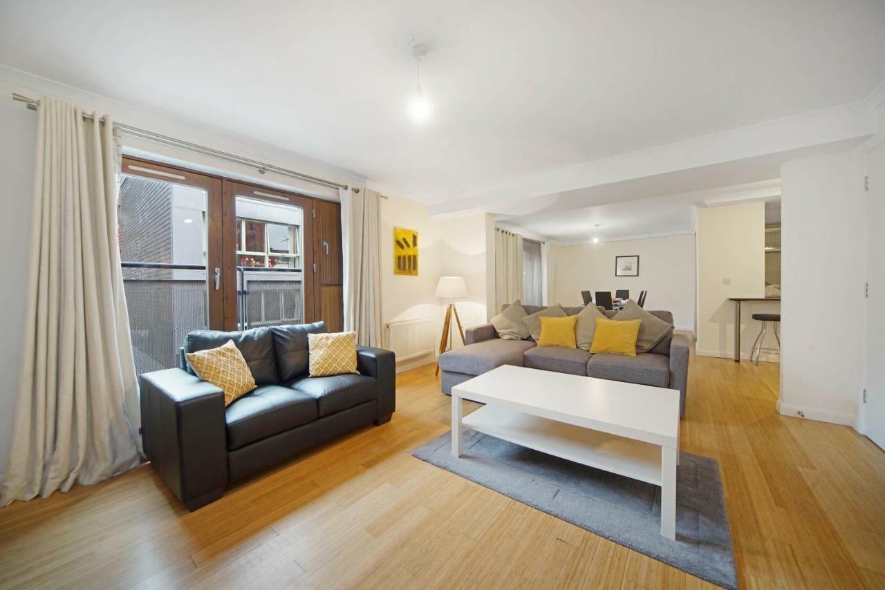 2 Bed Chic Near Shoreditch & Liverpool St Free Wifi & Parking By Aparts Apartment *