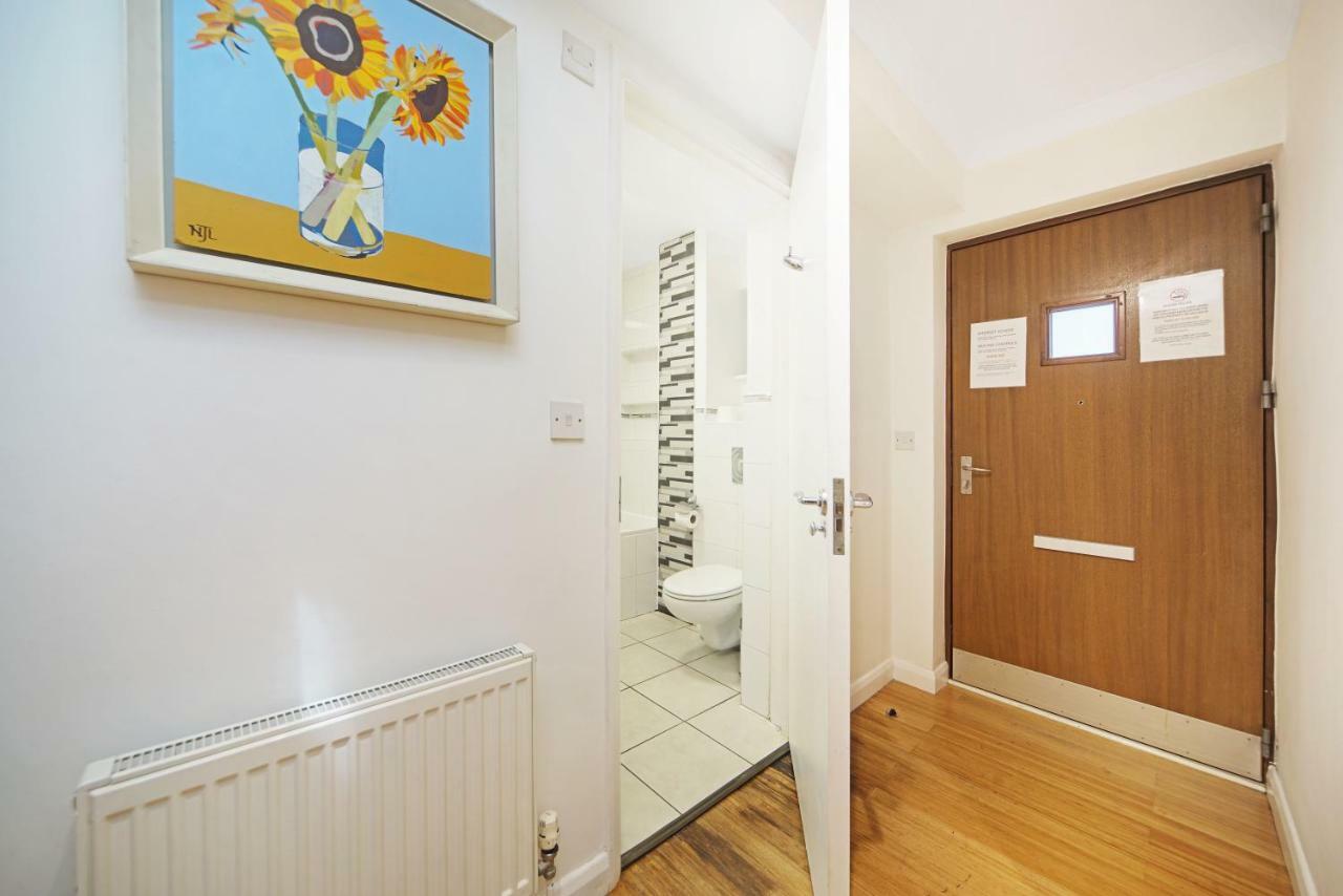 Apartment 2 Bed Chic Near Shoreditch & Liverpool St Free Wifi & Parking By Aparts