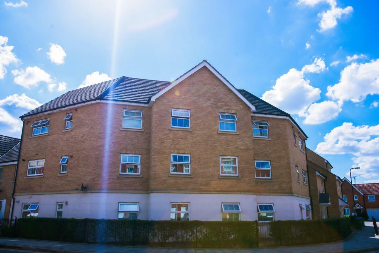 Superior 2 Bedroom Apartment *