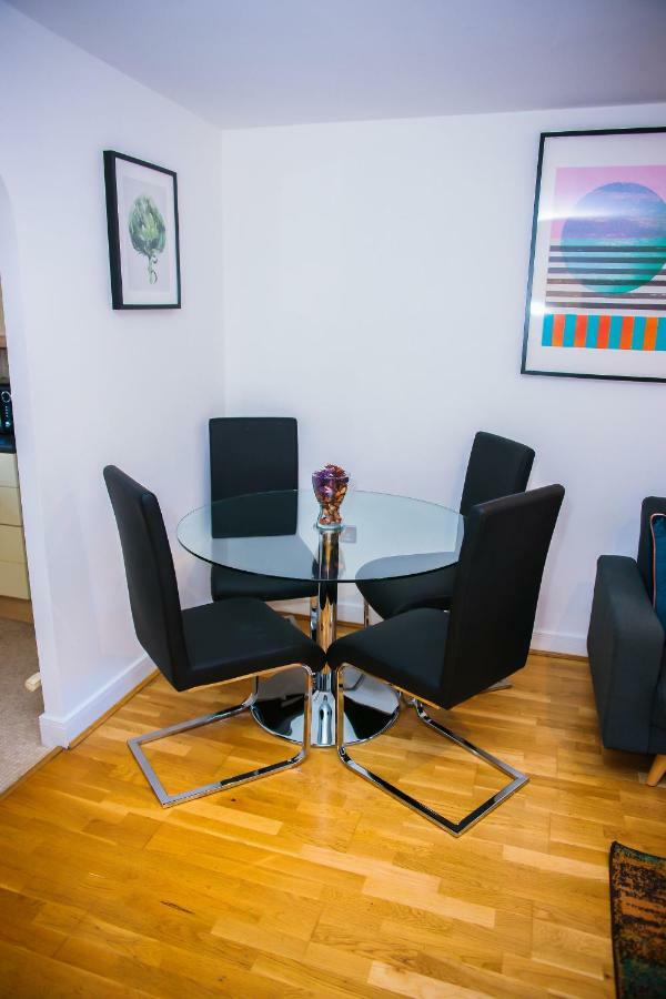 Superior 2 Bedroom * London