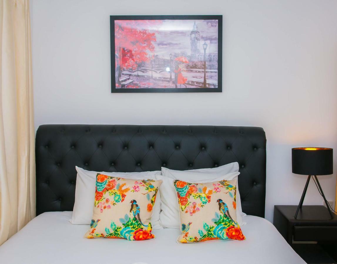 Modern 2 Bedroom Apartamento