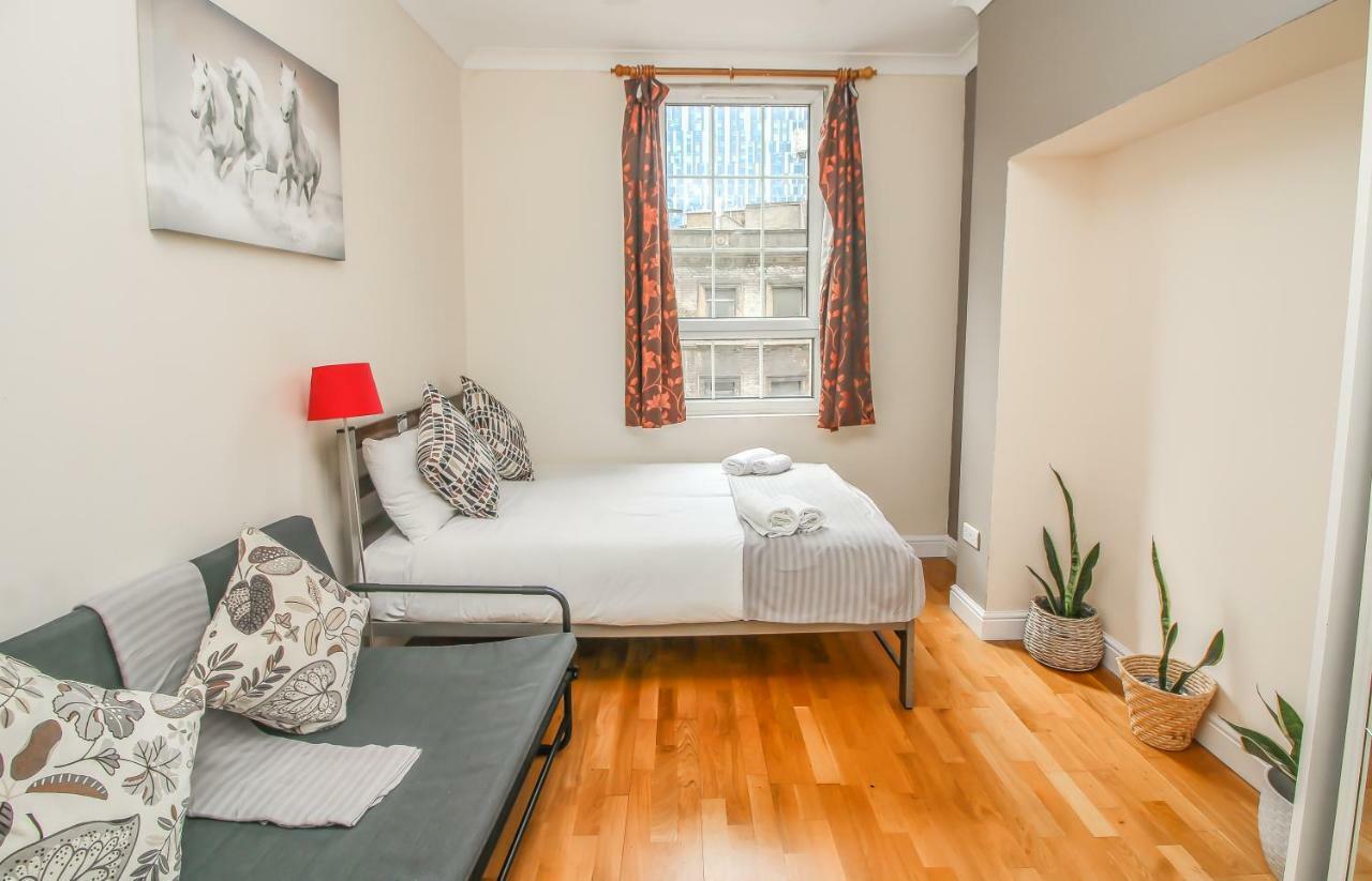 View Flat @ Liverpool St. Apartment *