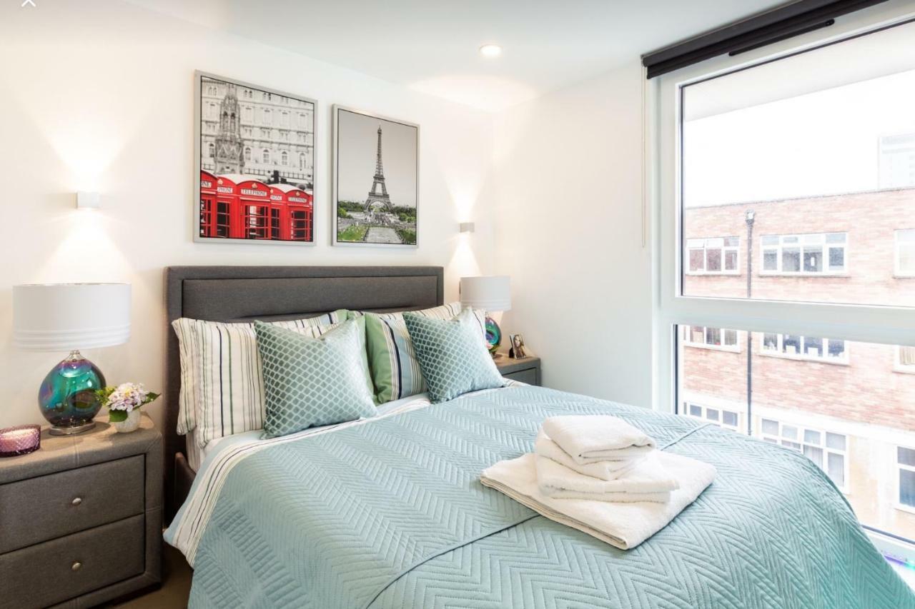 Premier Penthouse *