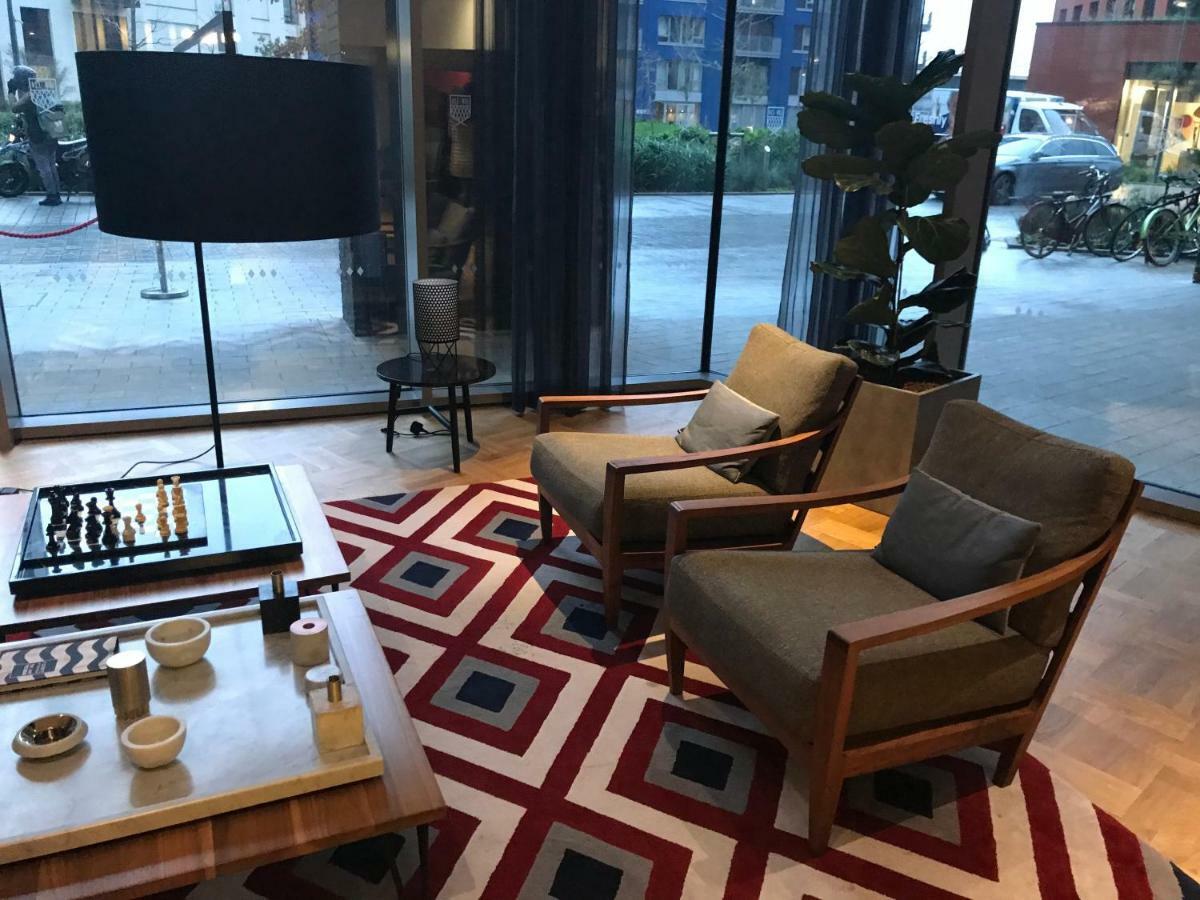 Booking Apartment London