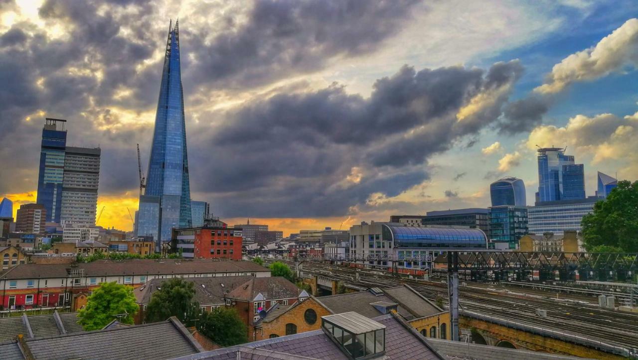 The Maltings Tower Bridge * Londen