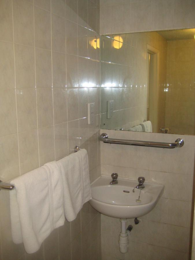 Hallam Hotel