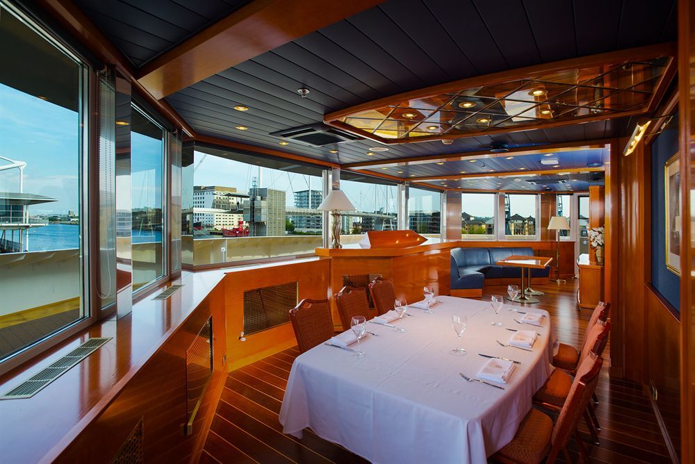 Sunborn Yacht