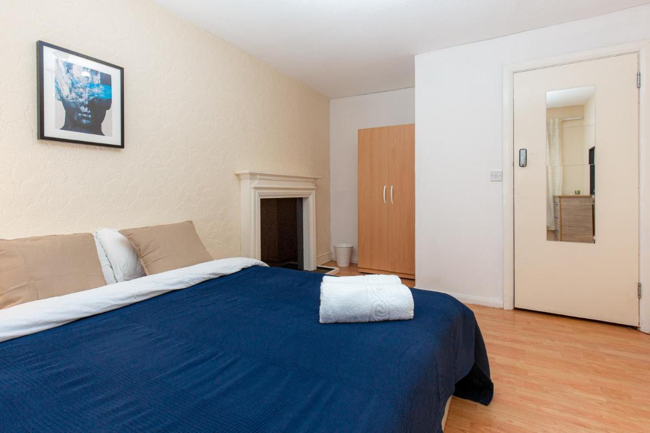 Homestay Patrick Connolly Gardens *