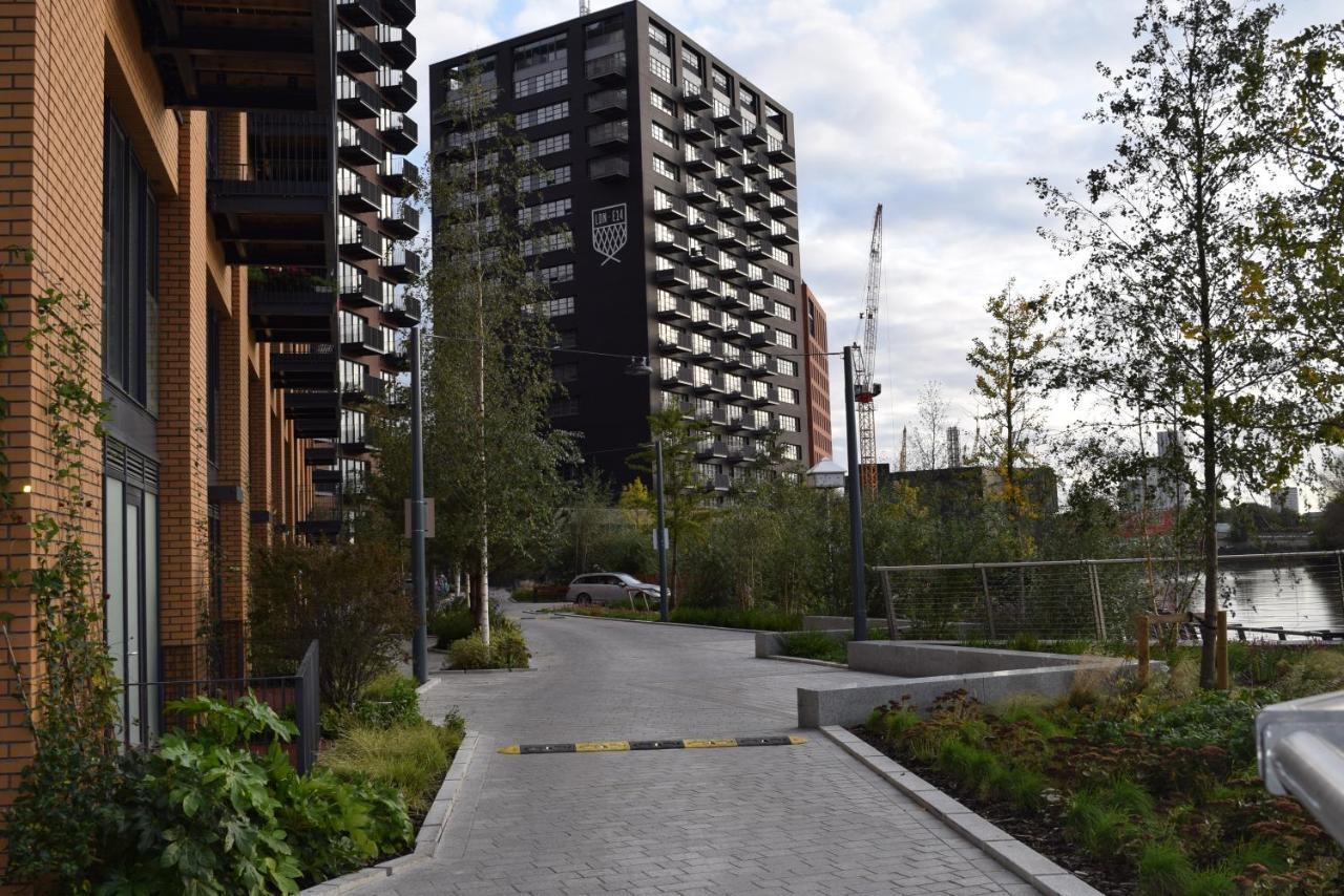 Island 3 Bedroom Luxury Apartments, Canary Wharf Appartement Londen