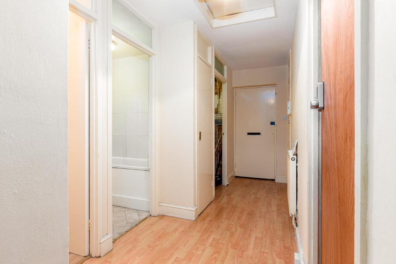 Homestay Patrick Connolly Gardens *