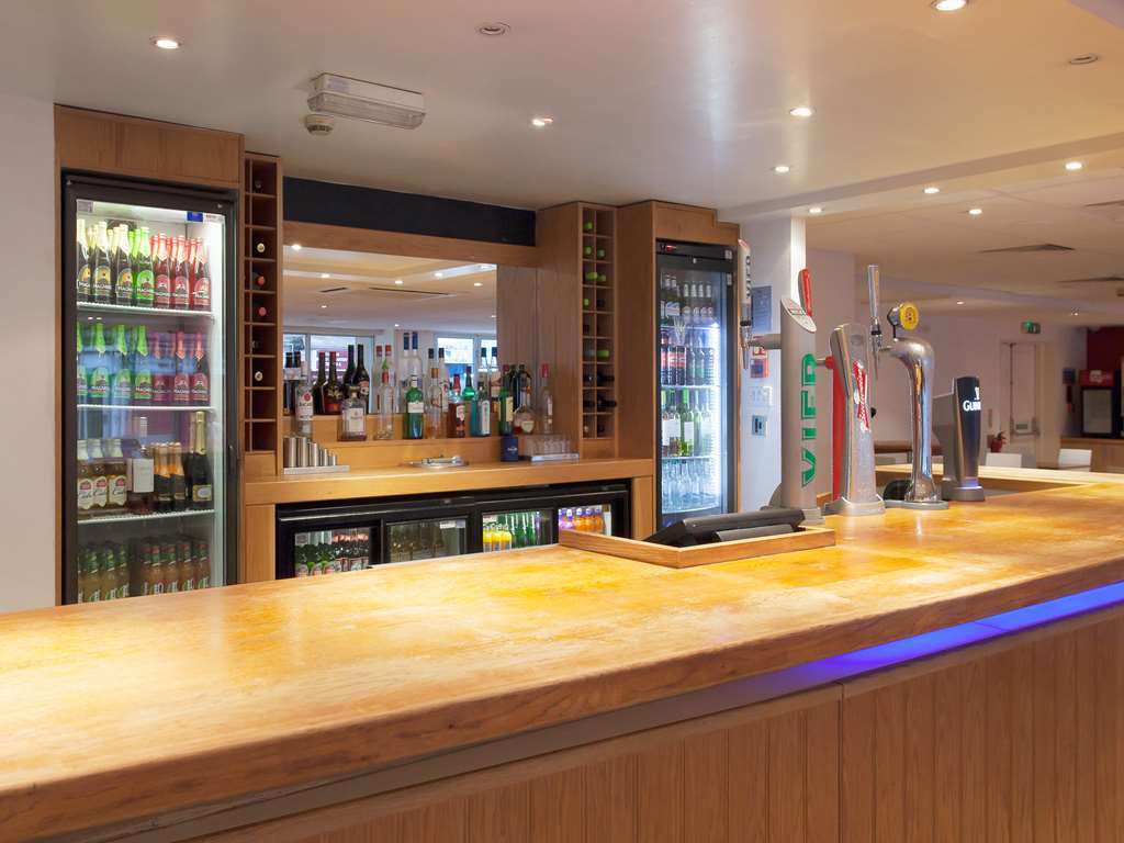Travelodge Kings Cross Royal Scott Hotel 3*