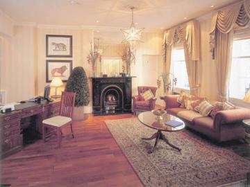 The Academy - Small Luxury Of The World Hotell 5*
