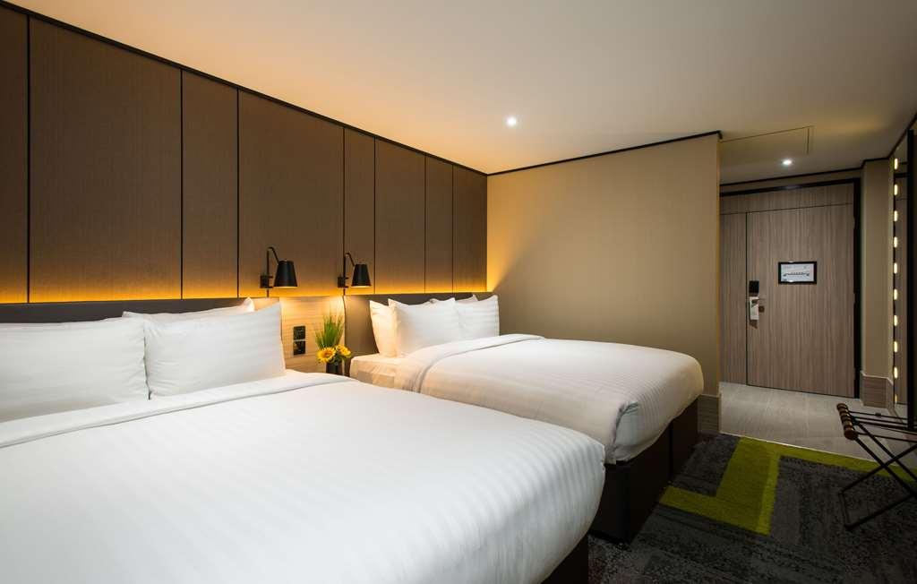 Aerotel Heathrow * London