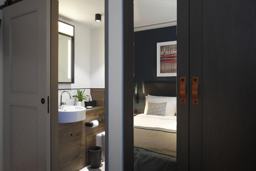 Hotel By Marriott Tower Bridge London