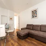 Hyde Park Apartment (SS1)