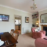 Traditional Fulham Home Close To The River Thames By Underthedoormat