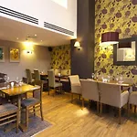 Premier Inn London City