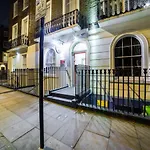 Oyo Kings Hotel