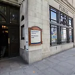 Westbourne Gardens Unique Central Studio Near Hyde Park