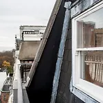Unique 2Bed/2Bath - Top Floor - Private Balcony