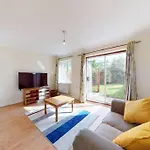 Super 2 Bed House Wprivateparking&Privategarden