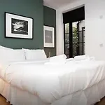 Superb Newly Refurbished Flat with Terrace