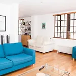 Spectacular Central 4-Bedroom Close To London Eye