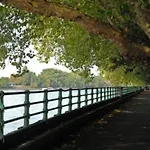 Contemporary 1 Bed Flat In Fulham Near The Thames