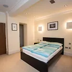 New London Apartments