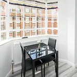 New Sleek Modern Studio In The Heart Of Chelsea