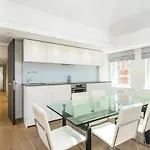 Stunning And Bright Apartments - Romilly Street