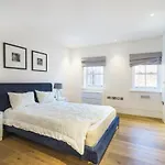 Apartment (95 m²), 2 Schlafzimmer und 2 eigene Badezimmer in West End Soho
