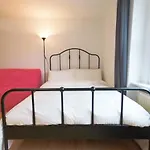 Luna 218 Flat 3 At Marble Arch