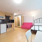 Luna 218 Flat 3 At Marble Arch