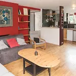 Pass The Keys Spacious Kennington Apartment, 4 Mins From Station